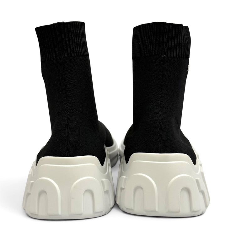 Great MIUMIU sneakers Logo embroidered knit socks, high-top style. 37 5T664C