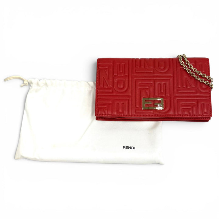 Great FENDI Purse FFMetal Embossed Logo Leather Chain Wallet Red leather Women