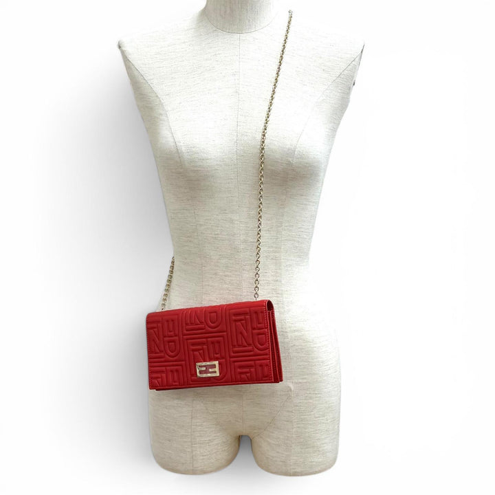 Great FENDI Purse FFMetal Embossed Logo Leather Chain Wallet Red leather Women