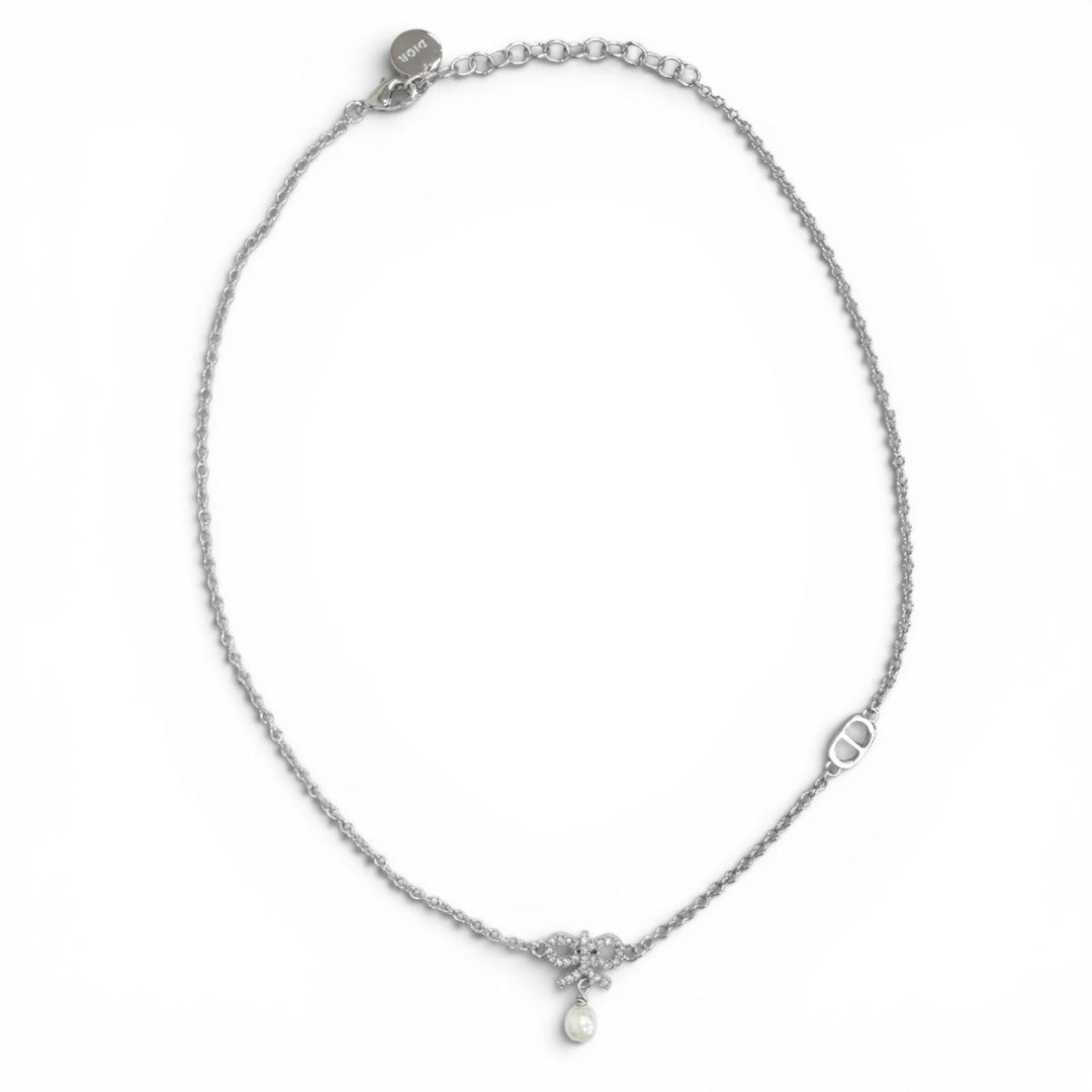 Excellent DIOR Necklace CD logo, ribbon motif, rhinestones, faux pearls Silver