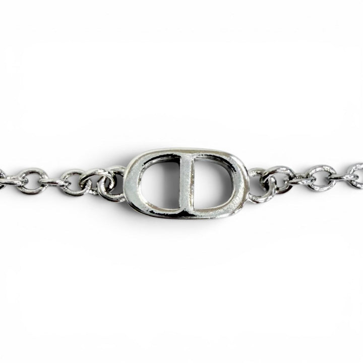 Excellent DIOR Necklace CD logo, ribbon motif, rhinestones, faux pearls Silver