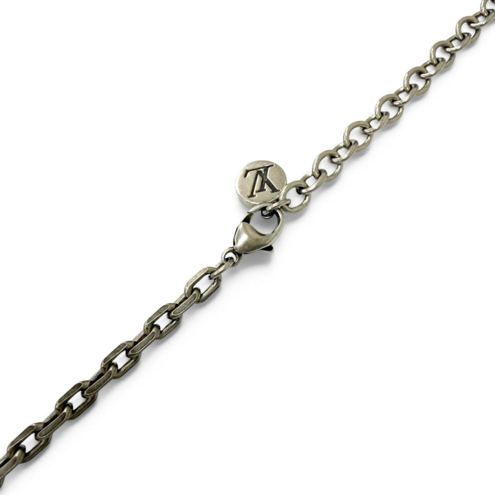 Pristine LOUIS VUITTON Necklace LV Whisper Logo Motif Chain
