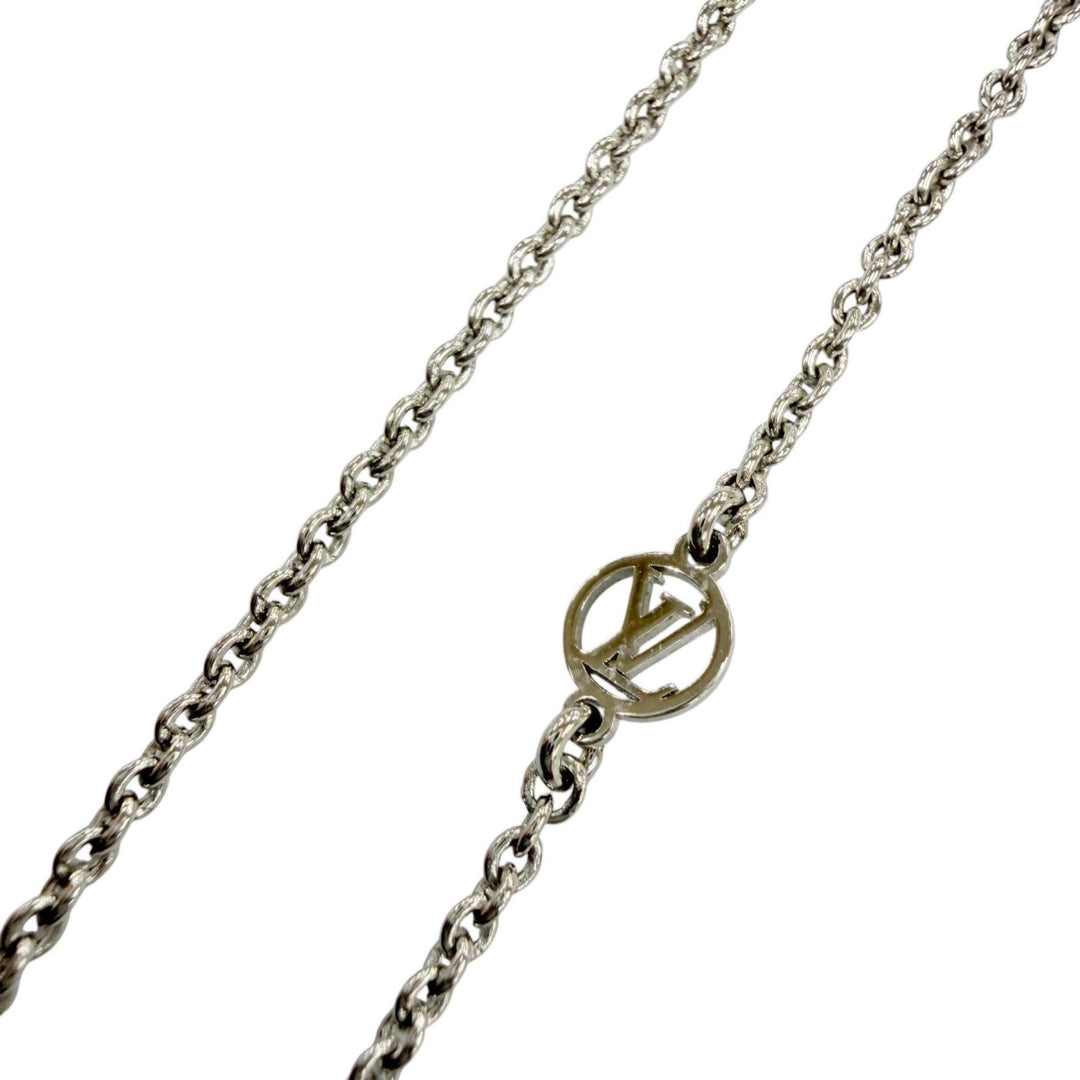 Excellent LOUIS VUITTON Necklace ・ Essential V LV logo Silver Women M63197