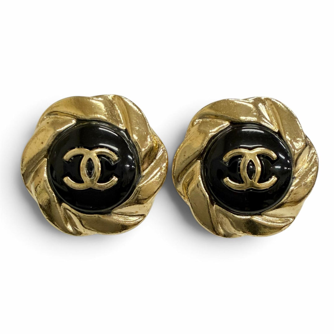 Great CHANEL COCO Mark Button Motif Earrings, Clip-on, gold A22A AB8733