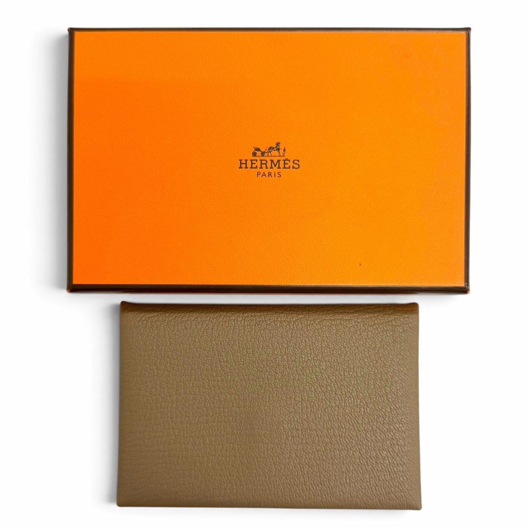 Pristine HERMES Card Case Calvi Bifold Wallet Pass Case Business Shave