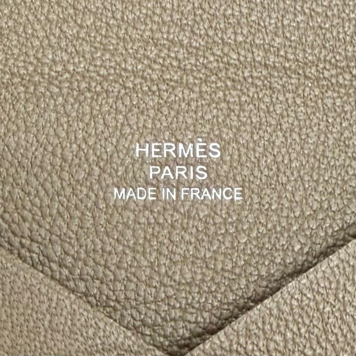 Pristine HERMES Card Case Calvi Bifold Wallet Pass Case Business Shave