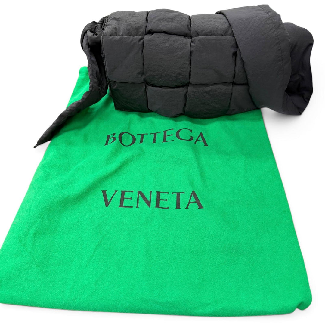 Great BOTTEGAVENETA Sling bag Padded Tech Cassette Shoulder Bag