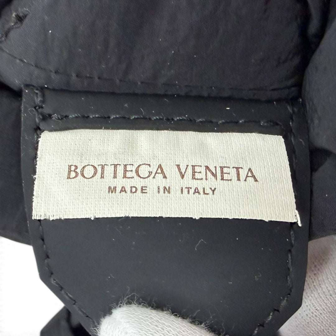 Great BOTTEGAVENETA Sling bag Padded Tech Cassette Shoulder Bag