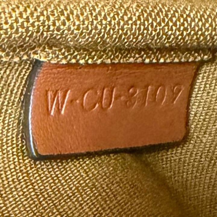 Great CELINE Shoulder Bag Triomphe Medium Bucket Leather leather Women 19113