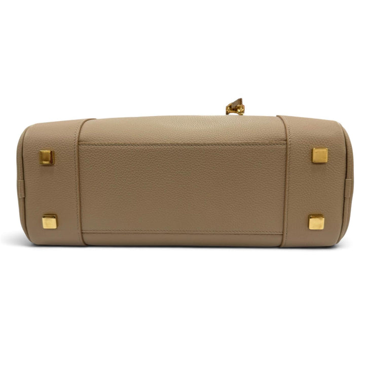 Great LOEWE Handbag Americana 28 Anagram-engraved grain calf 2-way shoulder bag