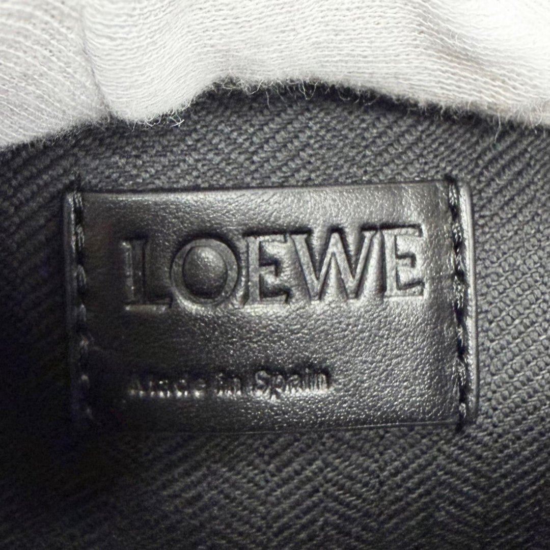 Excellent LOEWE Clutch bag PUZZLE FOLD Wash bag black shiny napa calf