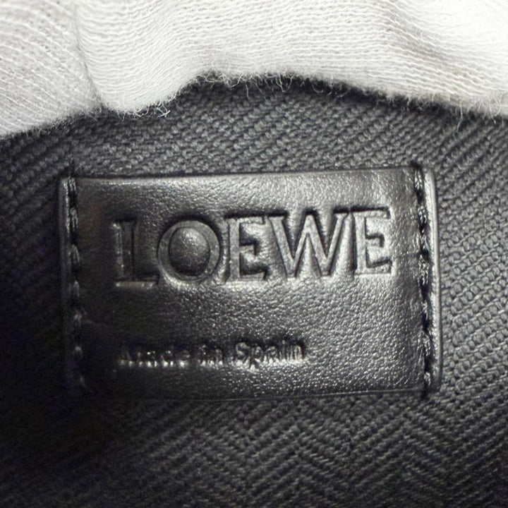 Excellent LOEWE Clutch bag PUZZLE FOLD Wash bag black shiny napa calf
