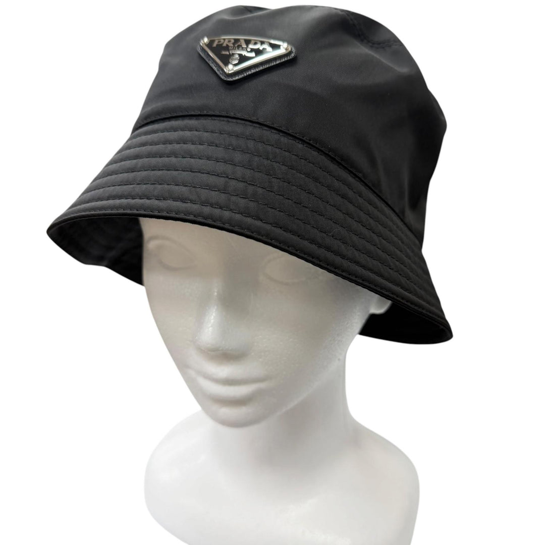 Excellent PRADA hat Re-Nylon Triangle Logo Bucket black