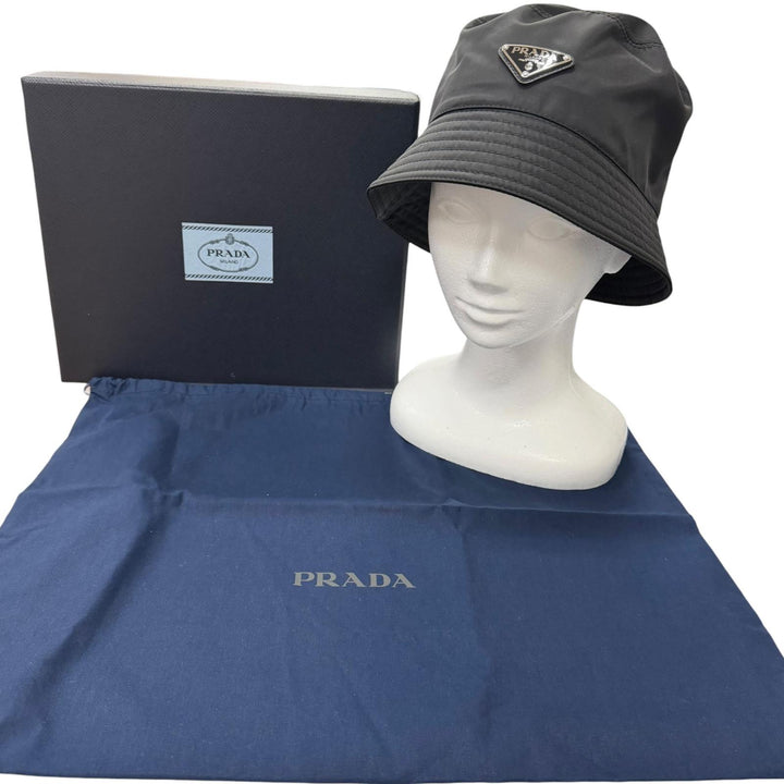 Excellent PRADA hat Re-Nylon Triangle Logo Bucket black