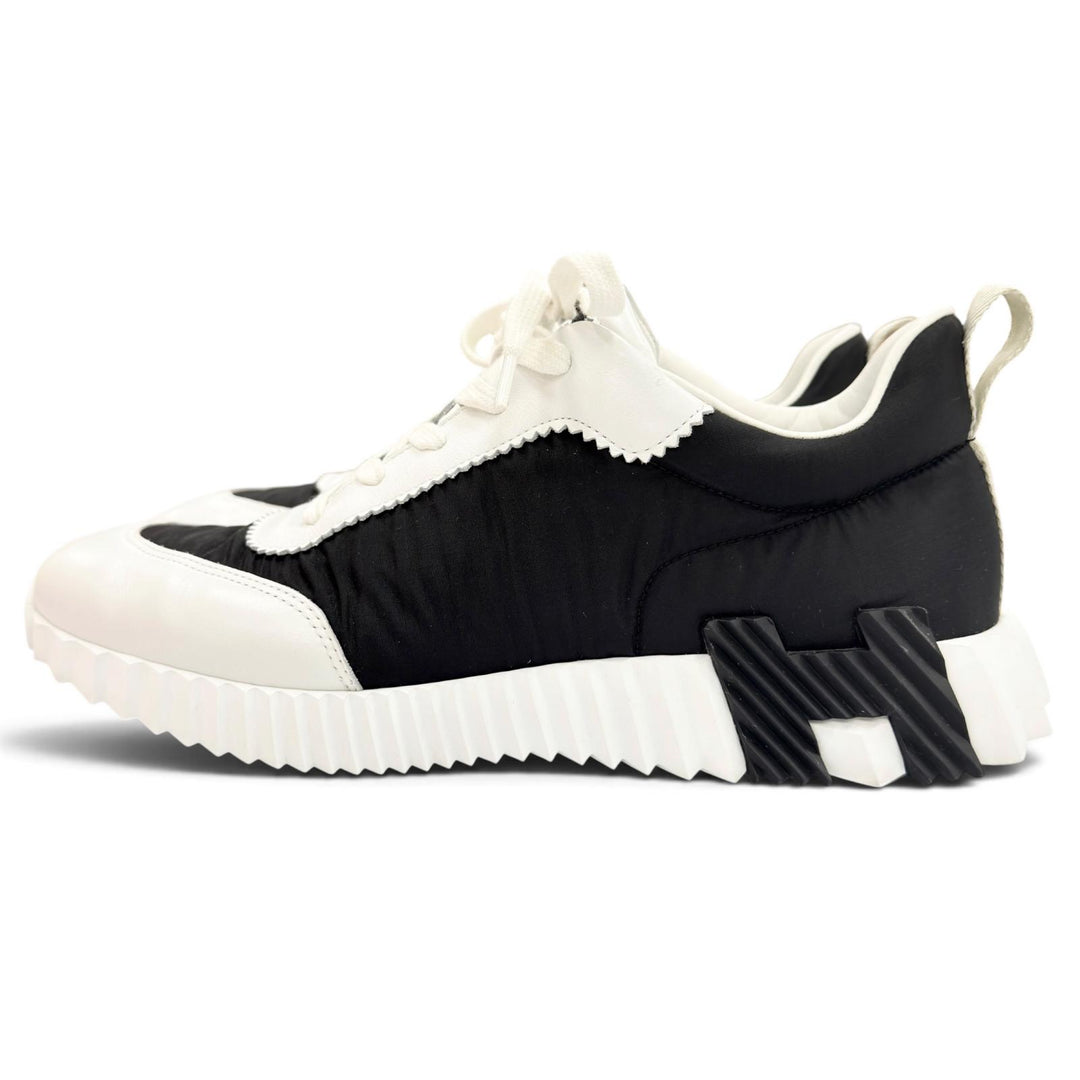 Great HERMES sneakers bouncing H logo, shark sole, two-tone black mens 41.5