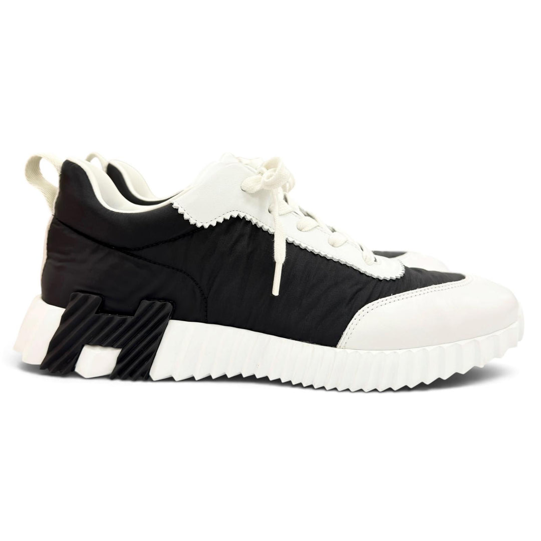 Great HERMES sneakers bouncing H logo, shark sole, two-tone black mens 41.5