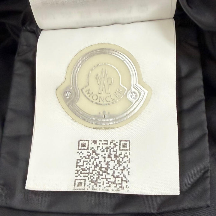 Great MONCLER down coat FLAMMETTE Logo patch and hood ZIP UP black Nylon Women 2