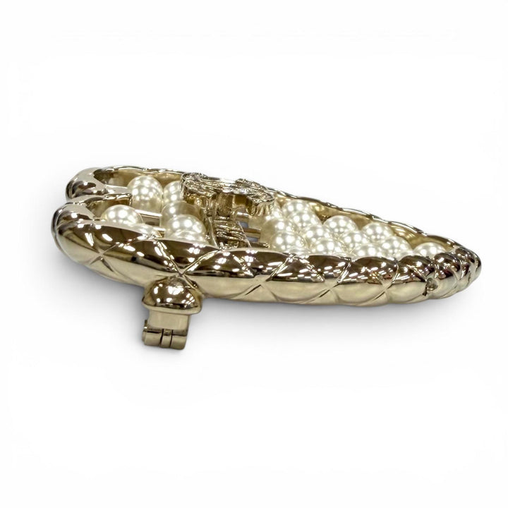 Excellent CHANEL Brooch COCO Mark Matelassé Heart gold Women B25A ABG046