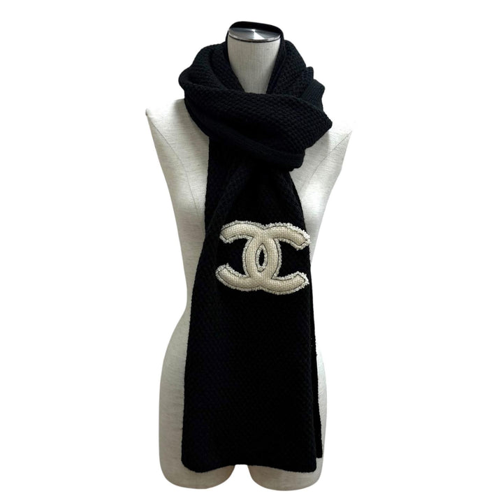 Great CHANEL Scarf COCO Mark knit black cashmere Women 18B