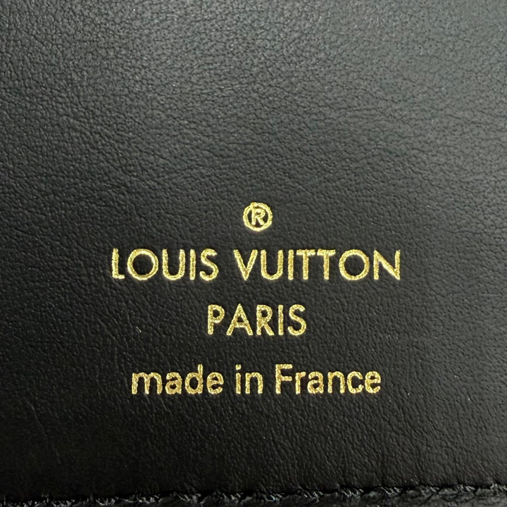 Excellent LOUIS VUITTON Coussin Portefeuille Lou monogram compact wallet M81599