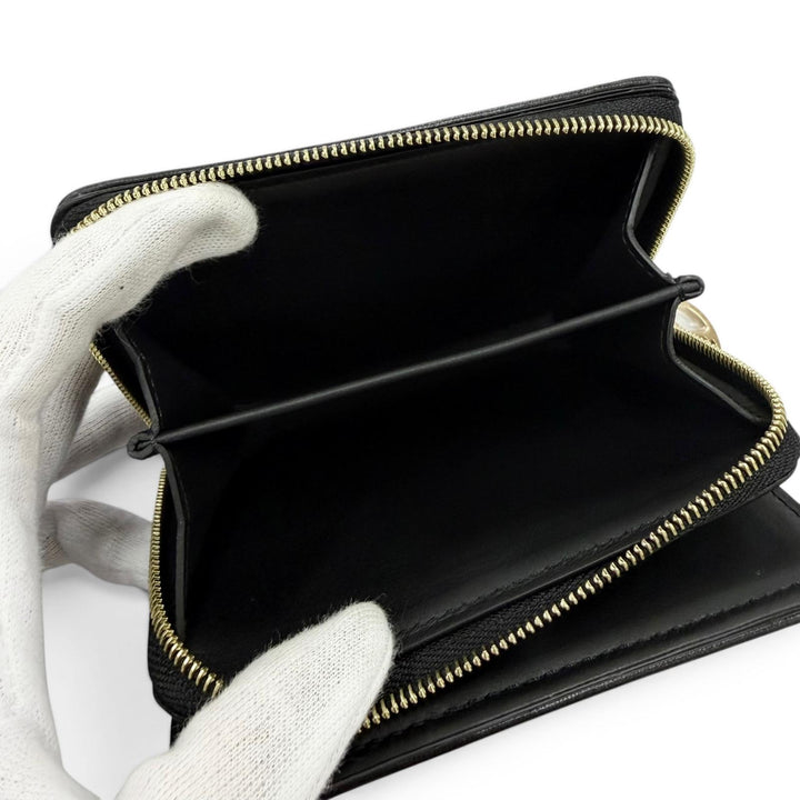 Excellent LOUIS VUITTON Coussin Portefeuille Lou monogram compact wallet M81599