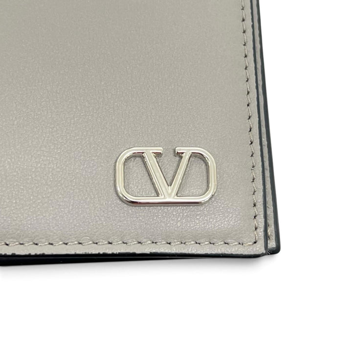 Excellent Valentino Garavani Purse V Logo Long Wallet leather mens 2Y2P0U21LMV