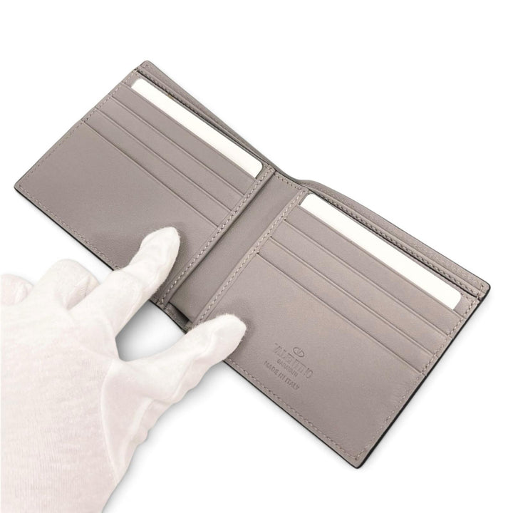 Pristine Valentino Garavani Bifold Wallet V logo gray leather mens 1Y2P0445LMV