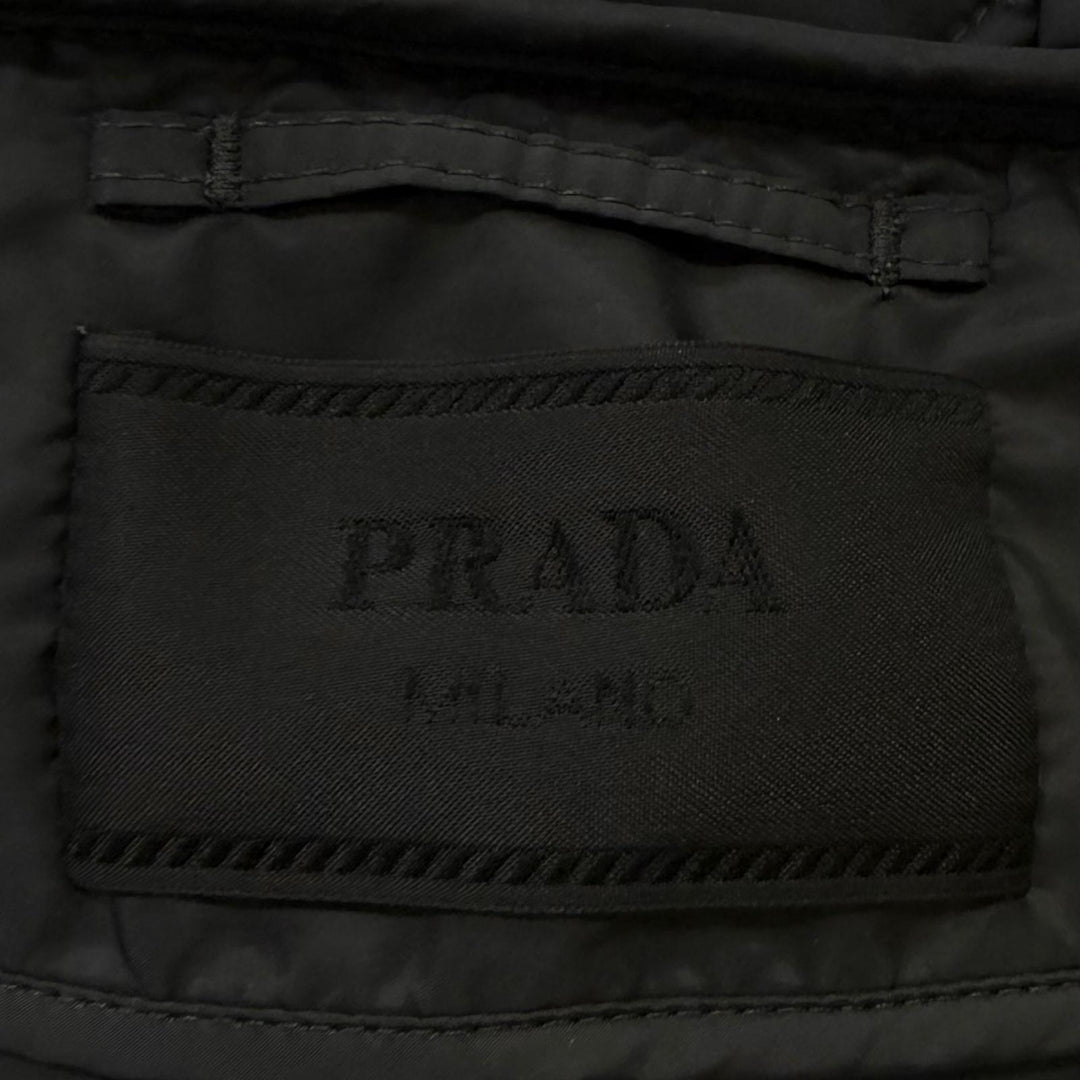 Excellent PRADA Blouson Triangle with logo hooded quilted jacket black