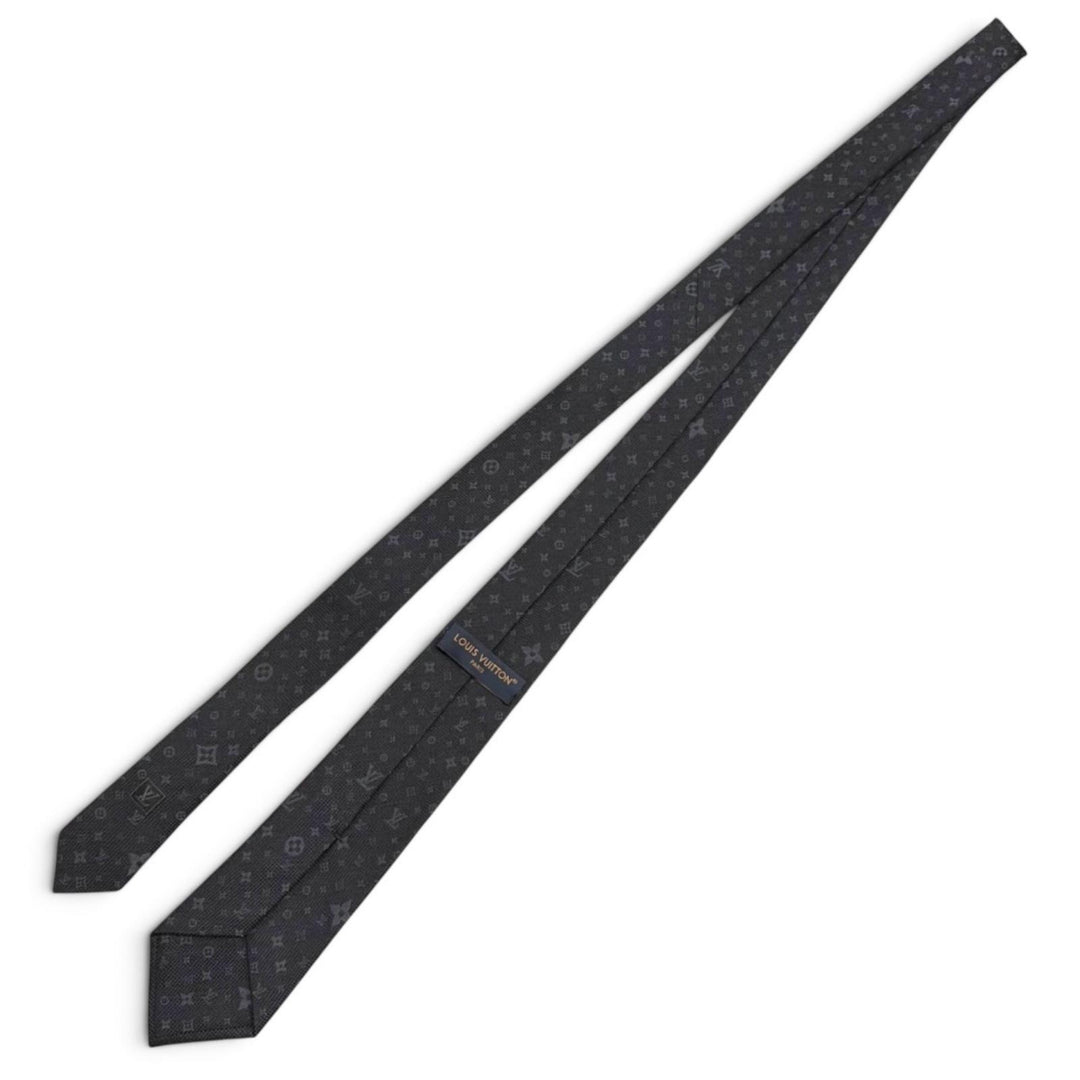 Great LOUIS VUITTON tie Monogram Stars 7CM black silk mens M78020