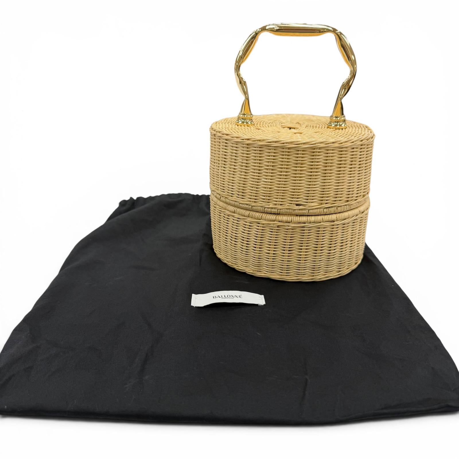 Excellent Manimaris Handbag PANCAKEBASKET Rattan basket bag