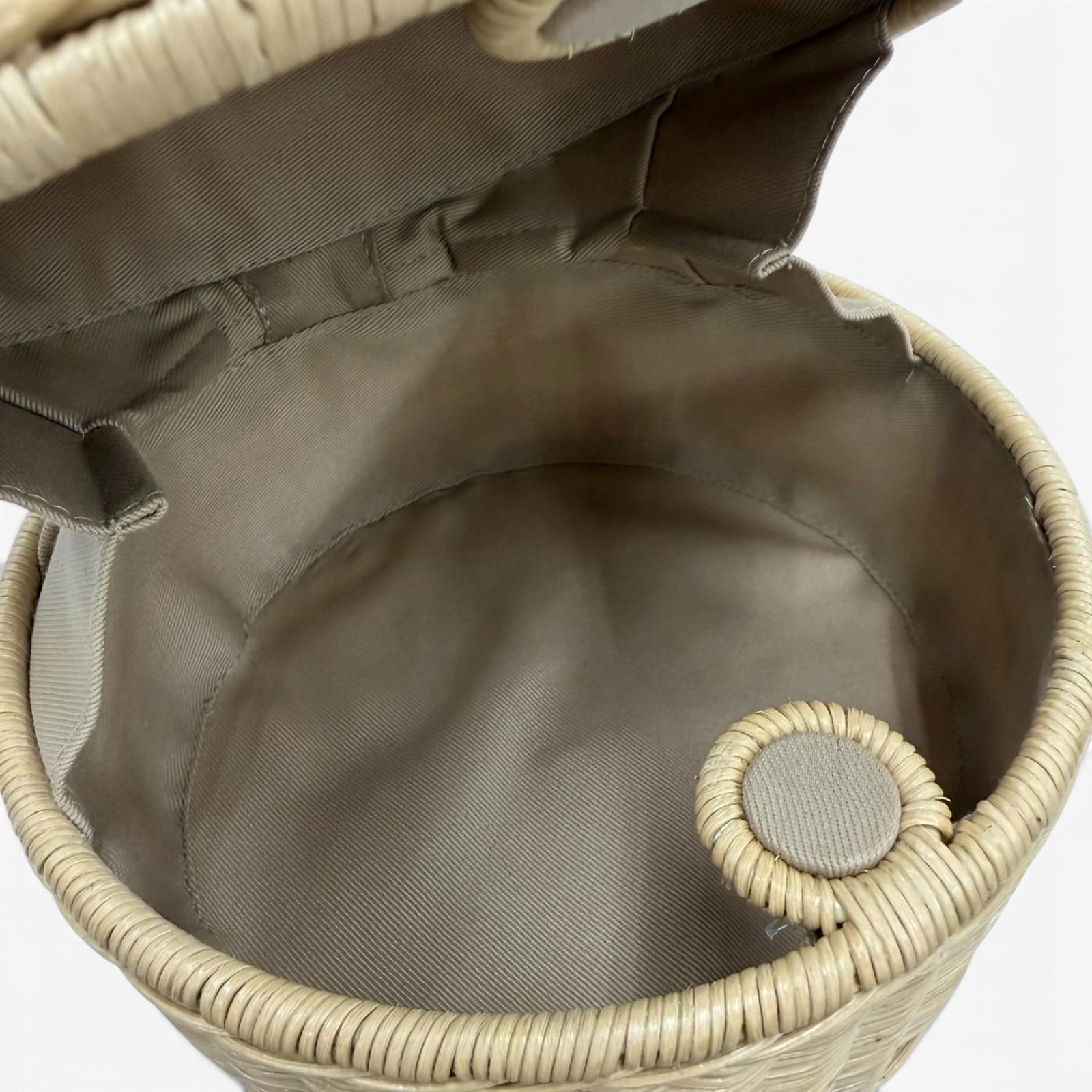 Excellent Manimaris Handbag PANCAKEBASKET Rattan basket bag