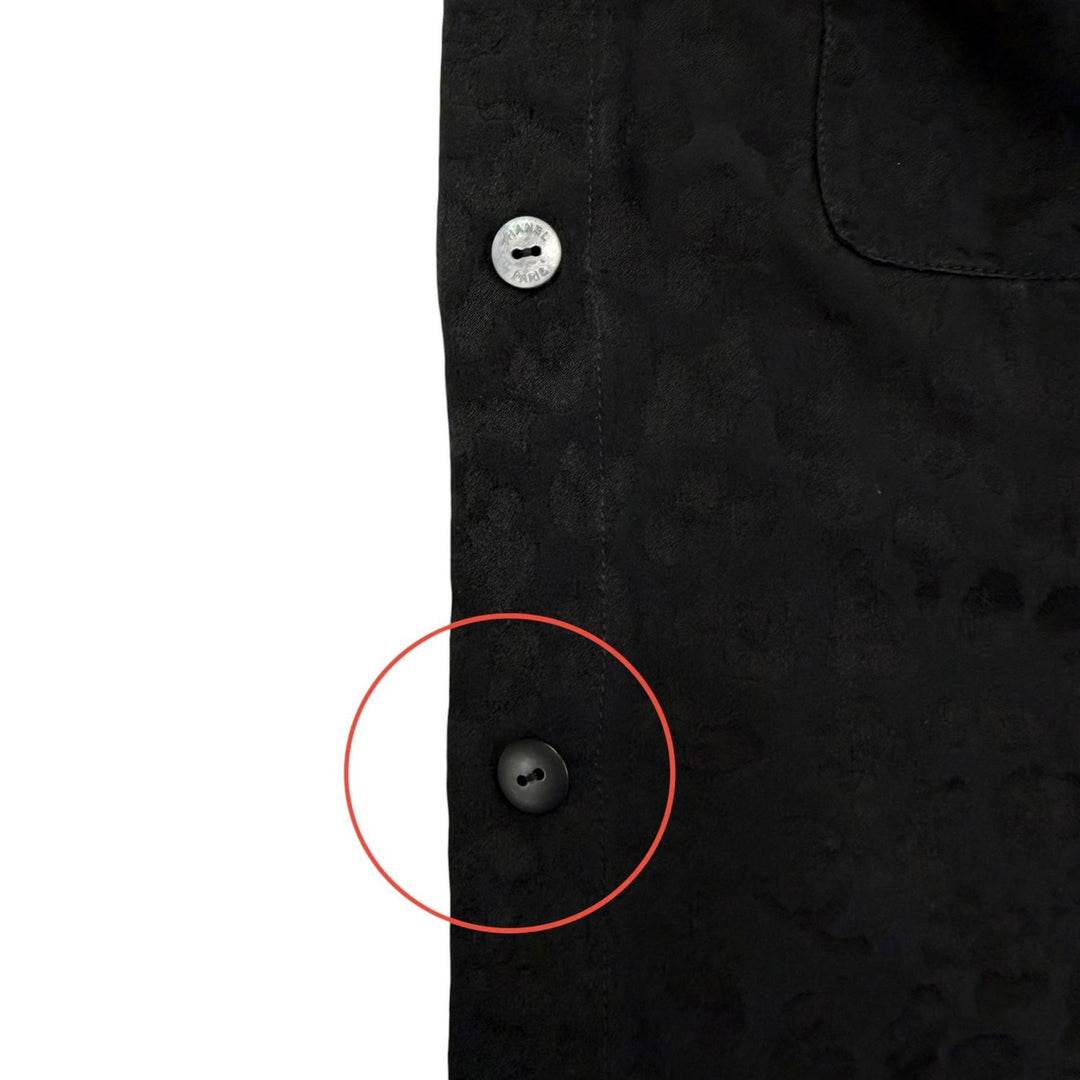 Great CHANEL blouse COCO MarkPattern black silk Women 40 P75261