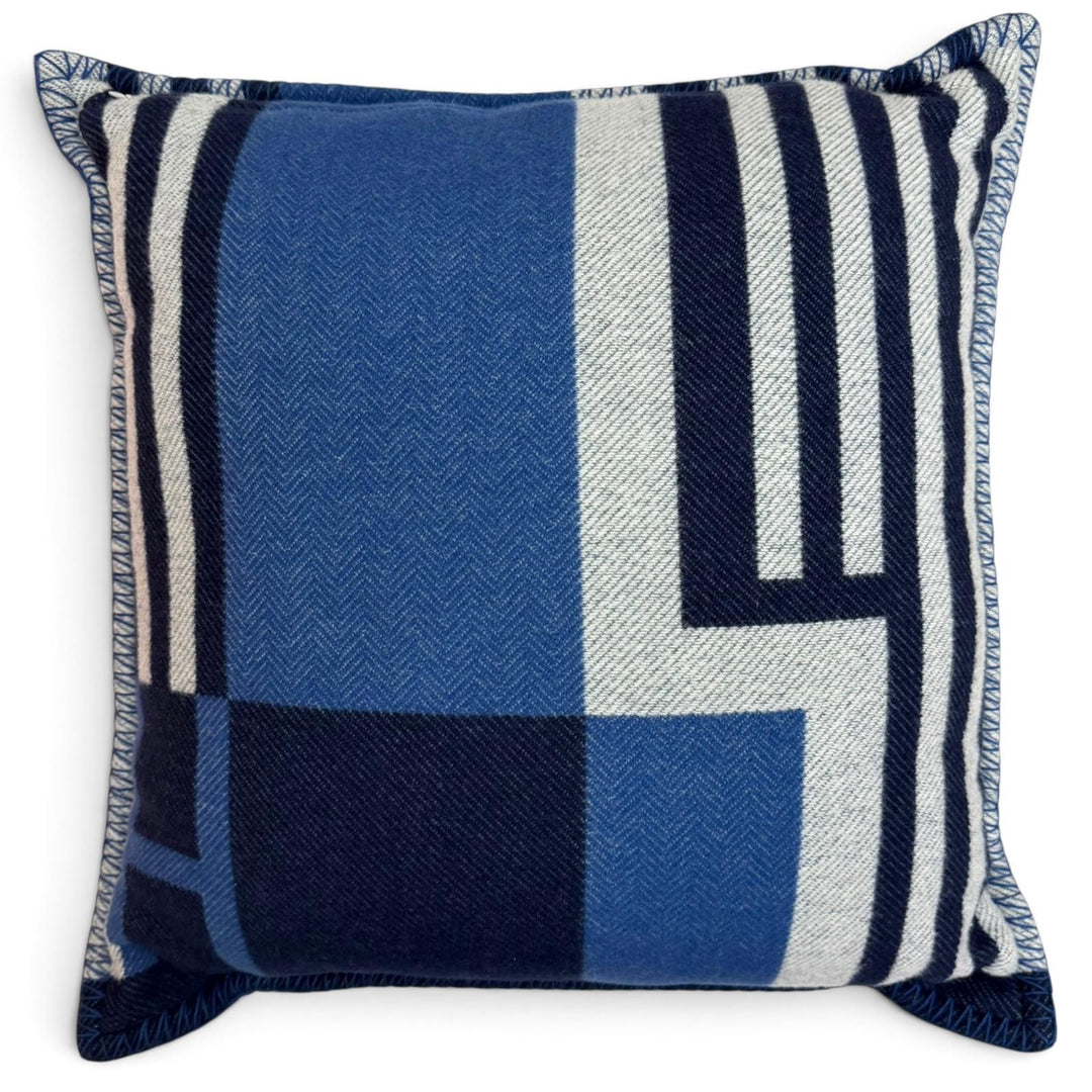 Excellent HERMES Itak 100% Merino Wool Jacquard Cushion Marin wool mens