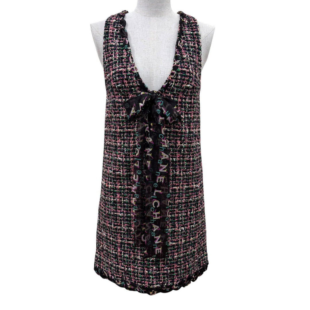 Excellent CHANEL one piece Tweed sleeveless top with silk logo ribbon 34 P60788