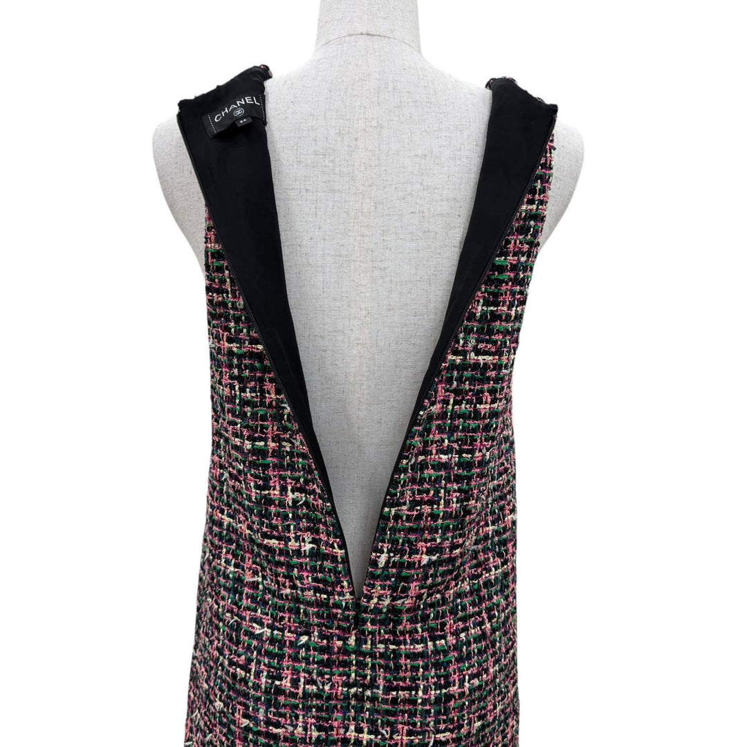 Excellent CHANEL one piece Tweed sleeveless top with silk logo ribbon 34 P60788
