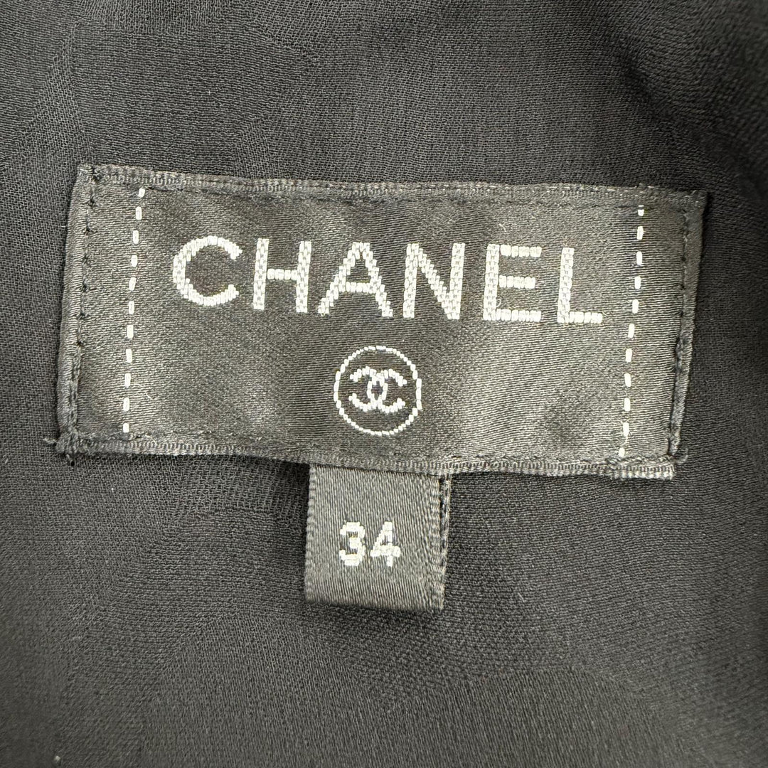 Excellent CHANEL one piece Tweed sleeveless top with silk logo ribbon 34 P60788