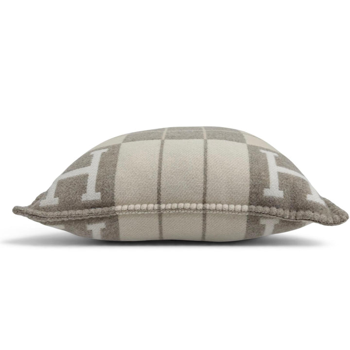 Pristine HERMES cushion Avalon 3 PM interior wool Women