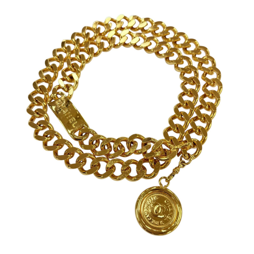 Great CHANEL belt 31 RUE CAMBON COCO Mark Logo Chain gold metal Women