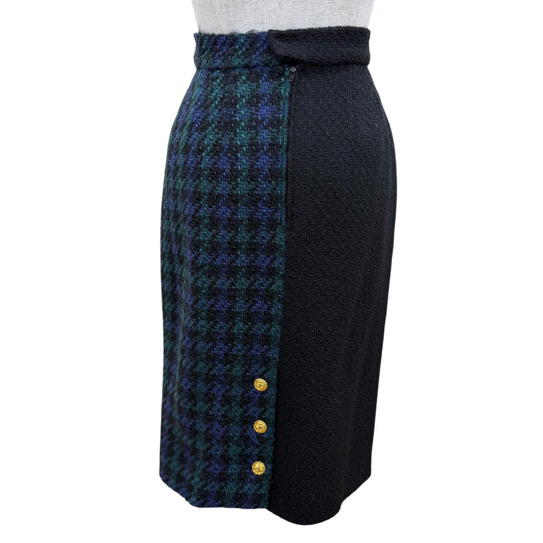 Excellent CHANEL skirt COCO Mark Gold Button Tweed Docking Skirt 36 20831