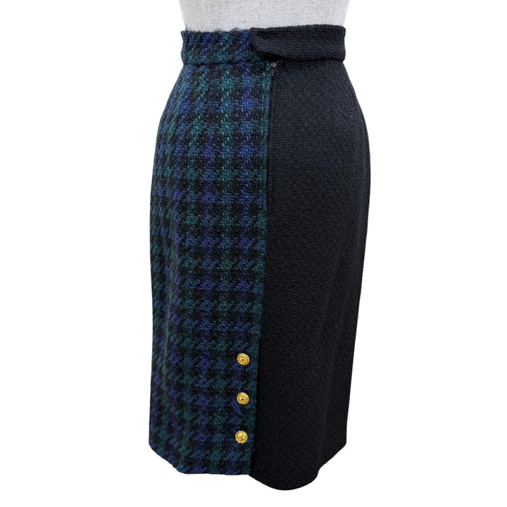 Excellent CHANEL skirt COCO Mark Gold Button Tweed Docking Skirt 36 20831