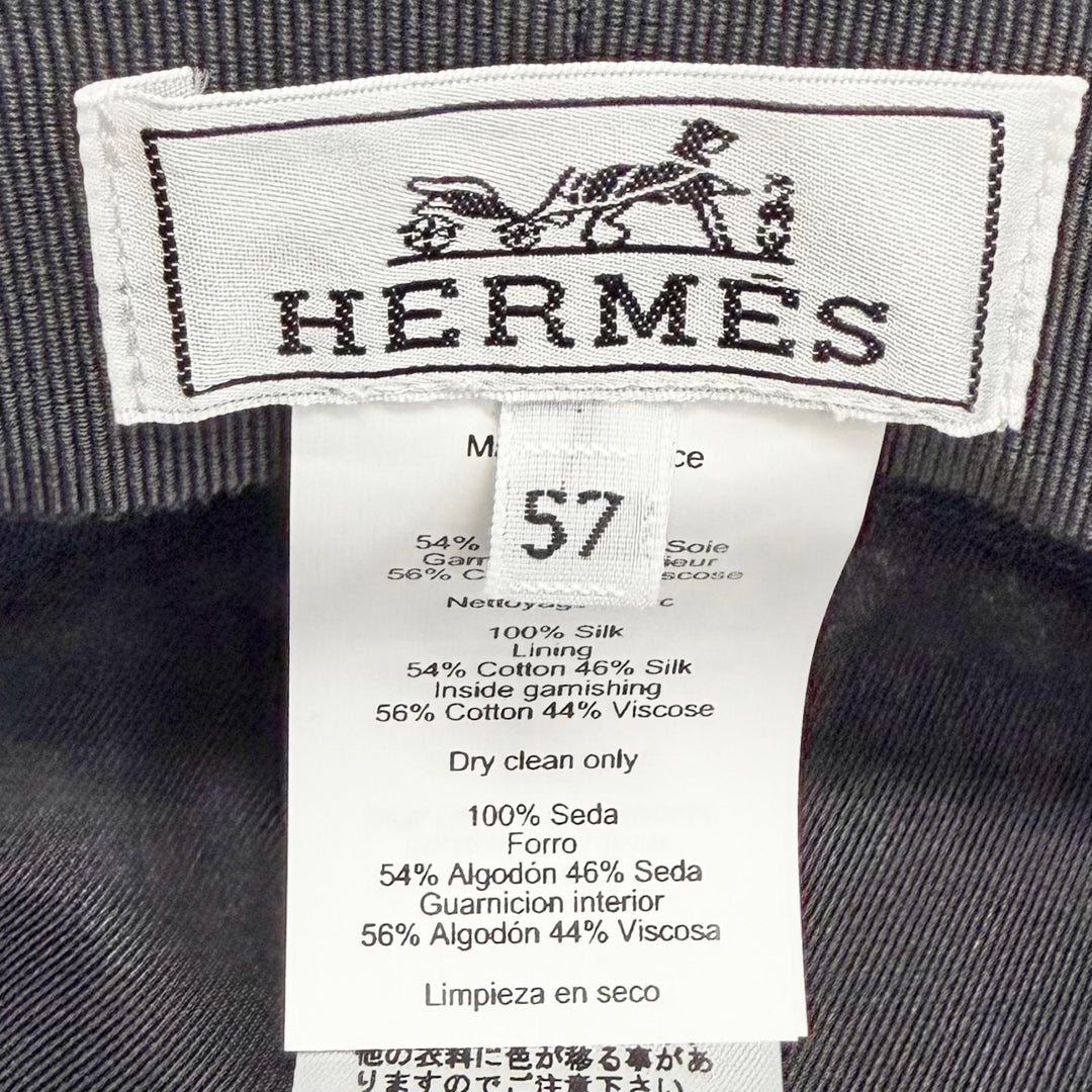 Pristine HERMES Casquette Casquette Deauville Zigzag white silk Women 57