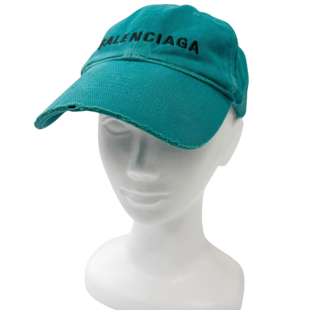 Great BALENCIAGA cap Logo embroidery, distressed finish