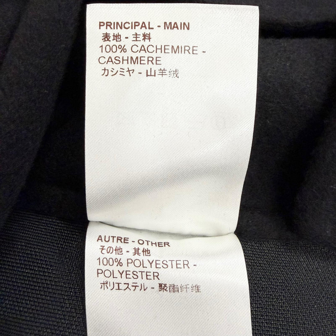 Excellent LOUIS VUITTON Silver design buttons, collarless coat black cashmere