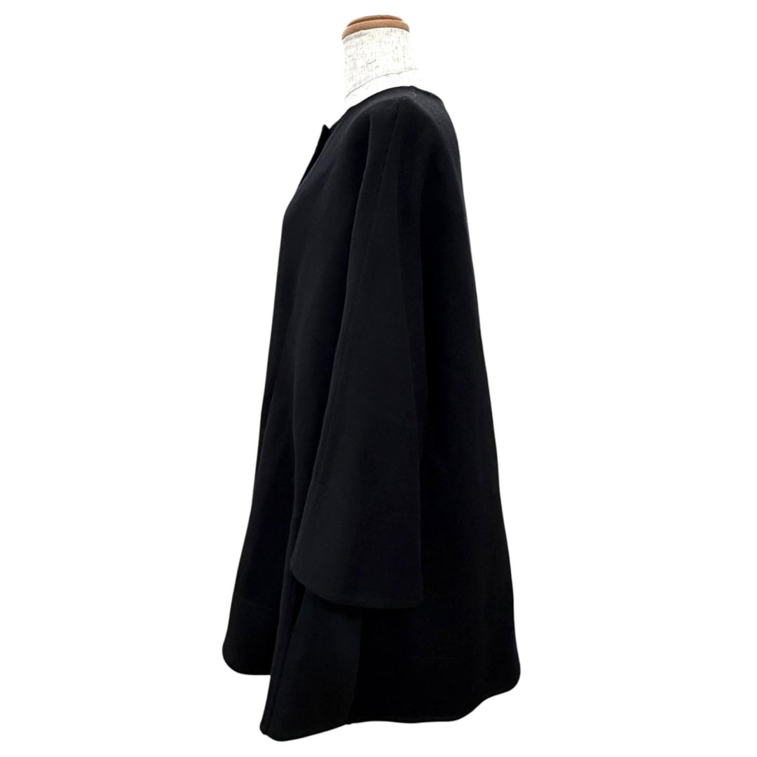 Excellent LOUIS VUITTON Silver design buttons, collarless coat black cashmere