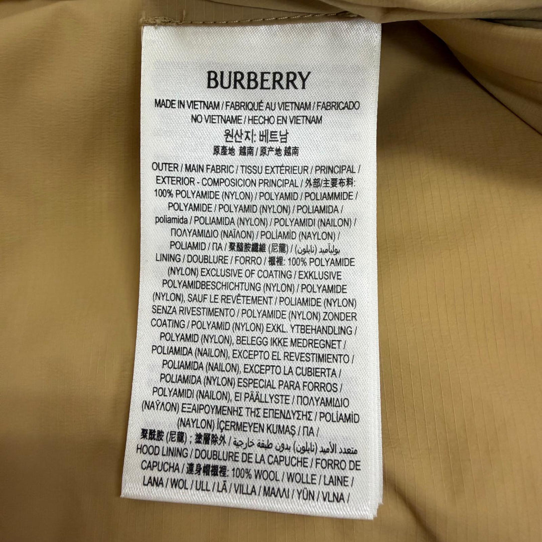 Great BURBERRY Down jacket Partially features Nova Check Pattern 2-way