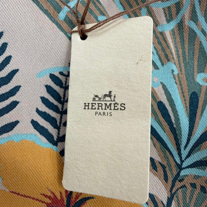 Pristine HERMES scarf Tiger Tiger multicolor silk Women