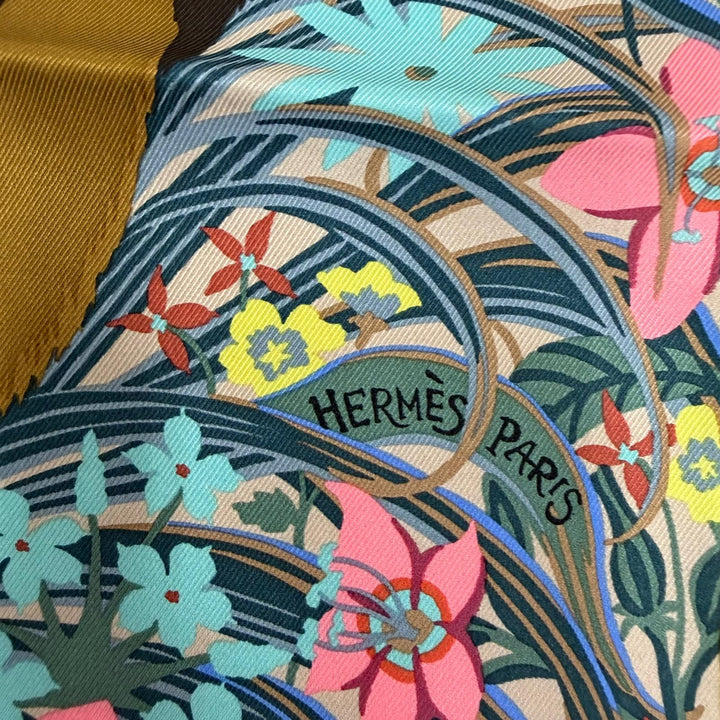 Pristine HERMES scarf Tiger Tiger multicolor silk Women