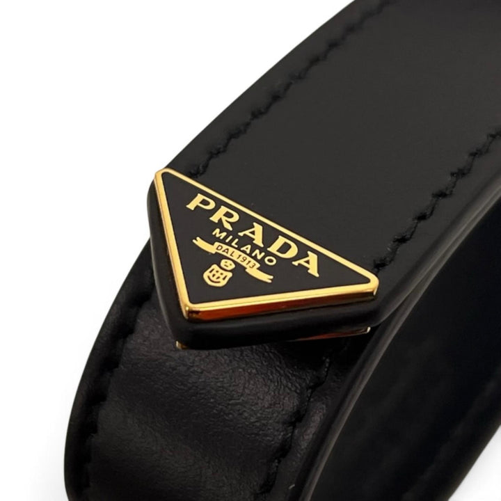 Excellent PRADA key ring Triangle Keyring with Logo black leather Women