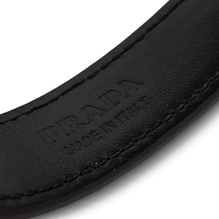 Excellent PRADA key ring Triangle Keyring with Logo black leather Women