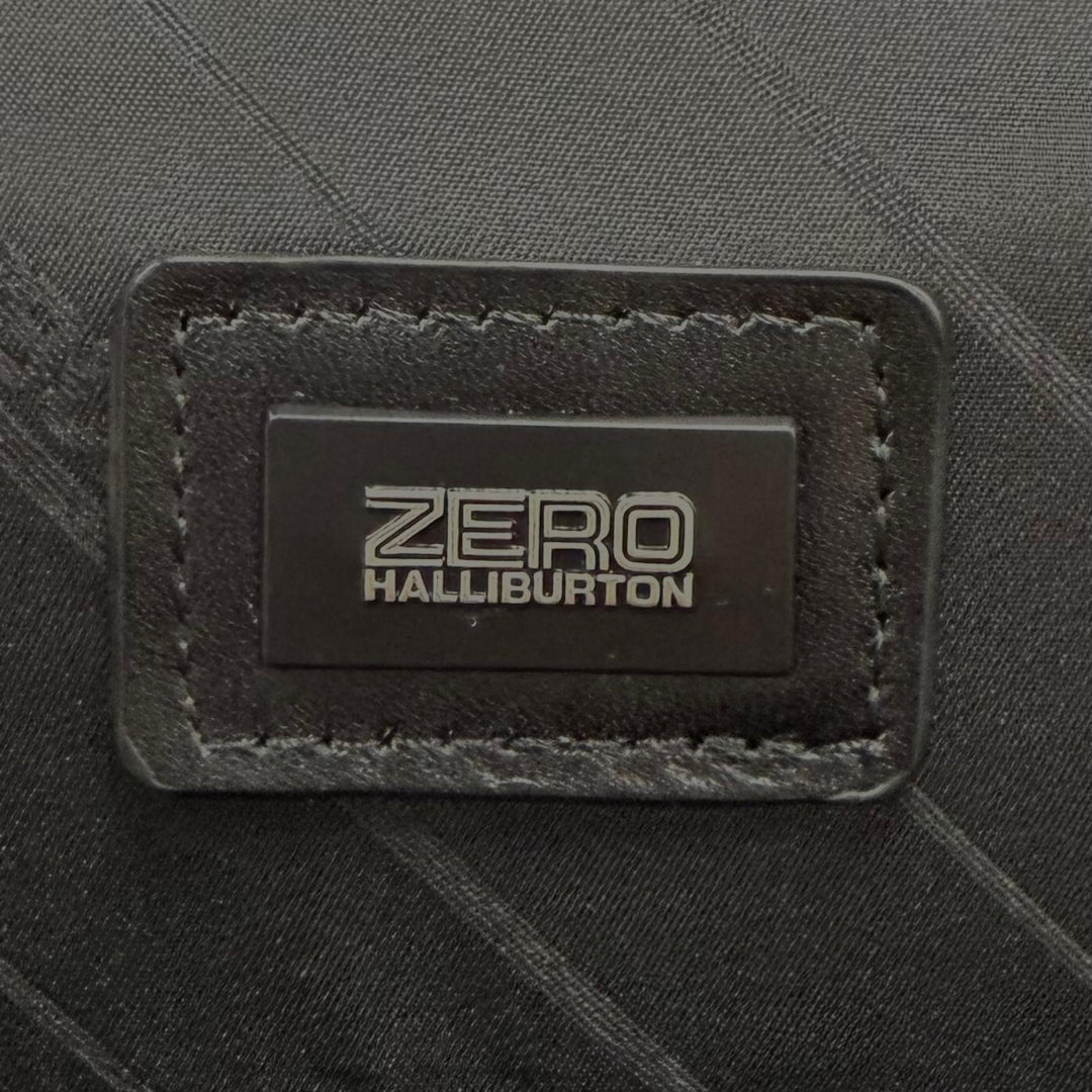 Excellent ZERO HALLIBURTON Business bag TSA lock equipped attaché case aluminum